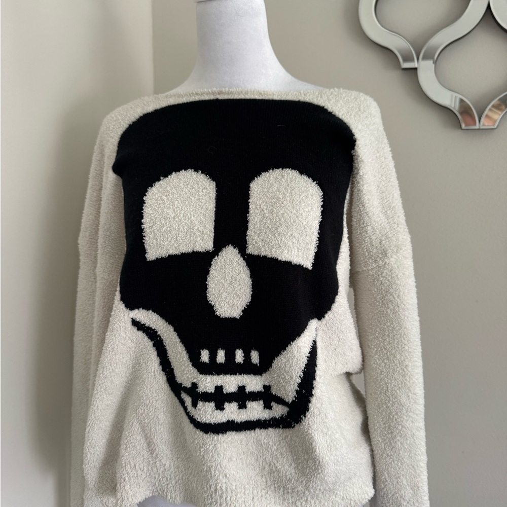 Chic Black and White Skull Sweater